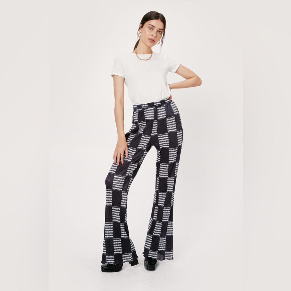 Nasty Gal B&W Patterned Pants